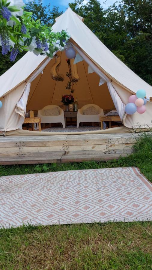Hopgarden Glamping - Luxury 6M Bell Tent Wadhurst ภายนอก รูปภาพ