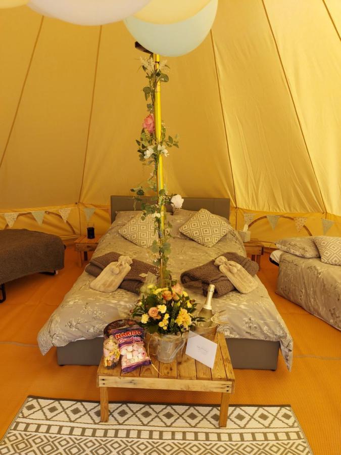 Hopgarden Glamping - Luxury 6M Bell Tent Wadhurst ภายนอก รูปภาพ